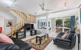 Charming Garden Guest Suite In Leafy Yarralumla